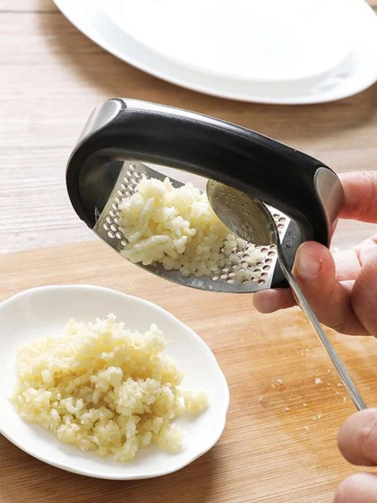 Stainless Steel Garlic Press – Manual Mincer & Kitchen Gadget