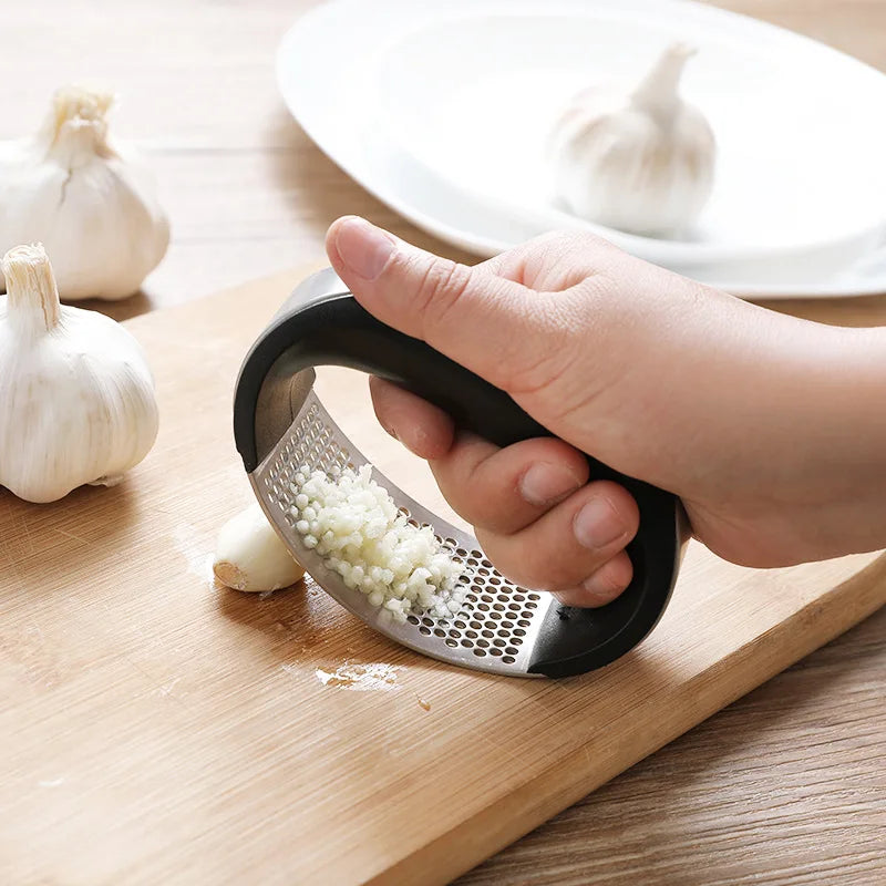 Stainless Steel Garlic Press – Manual Mincer & Kitchen Gadget