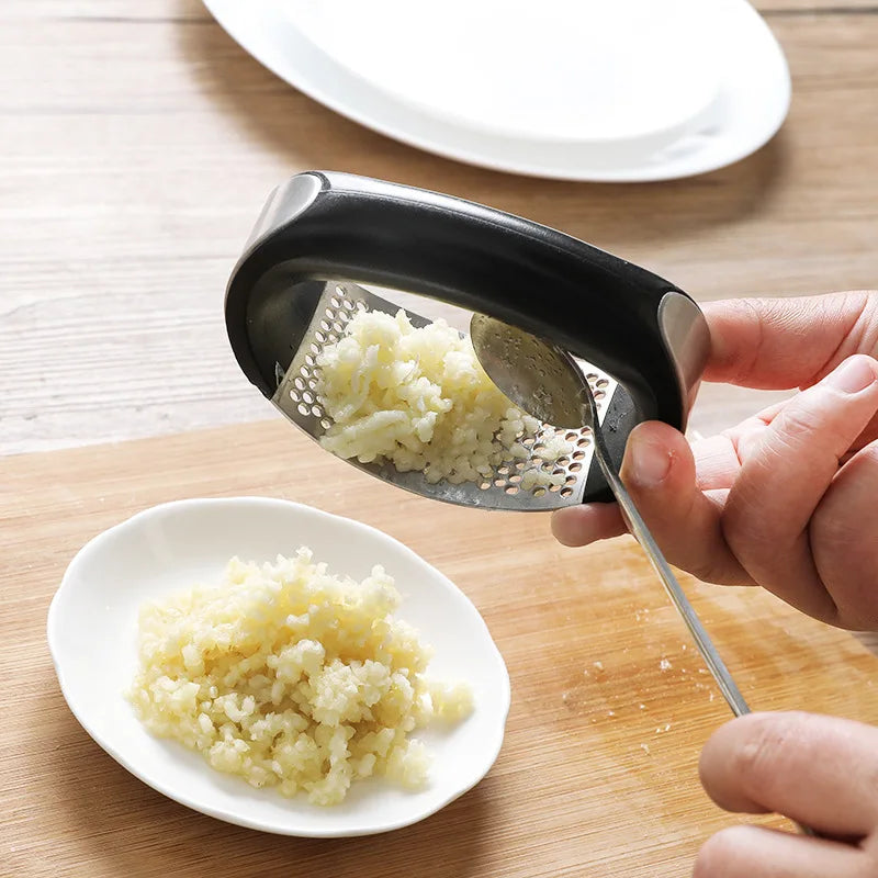 Stainless Steel Garlic Press – Manual Mincer & Kitchen Gadget